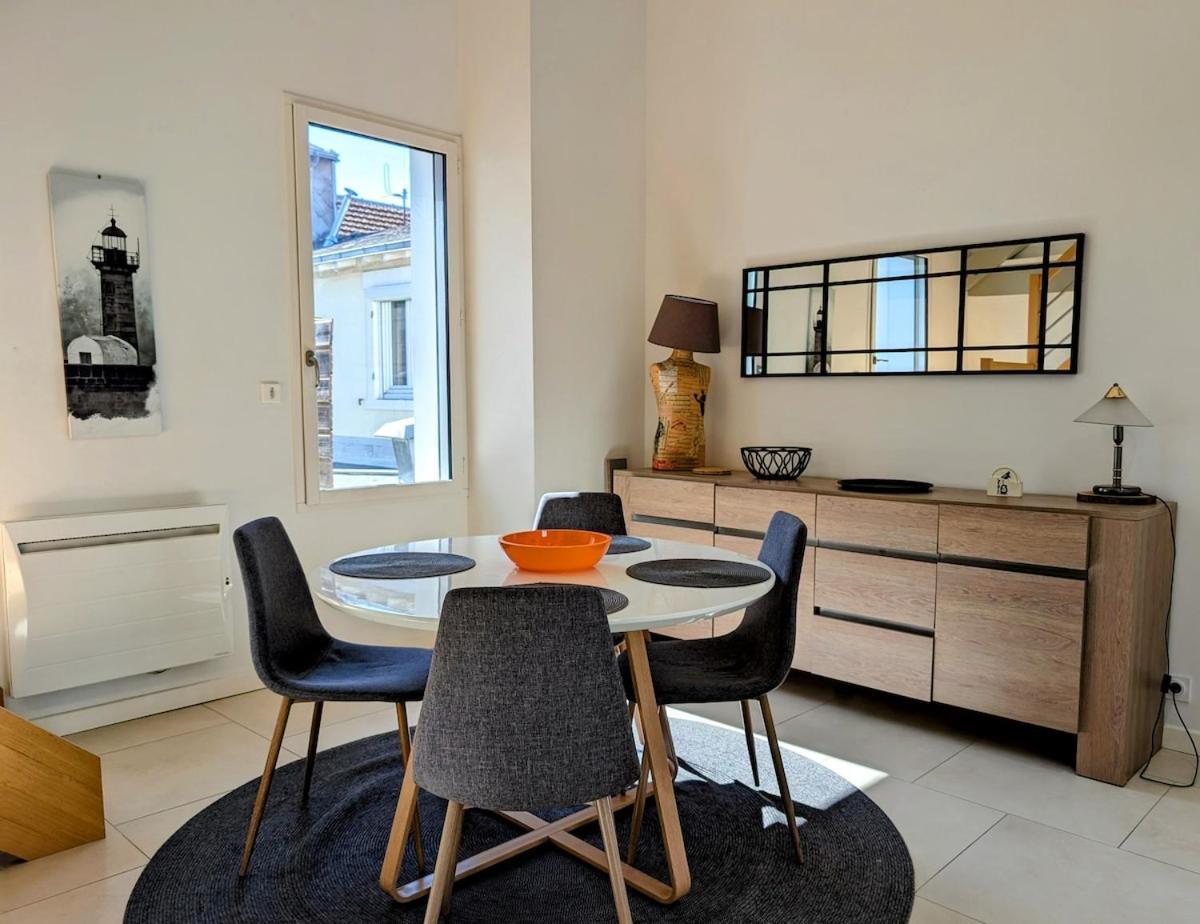 Elegante Maison De Ville Pornic Esterno foto